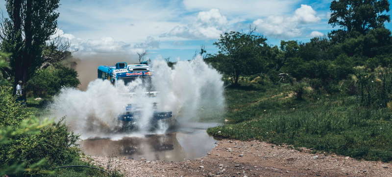 Illustration for article titled The Dakar Rally Is Getting Pounded With Crappy Wet Weather
